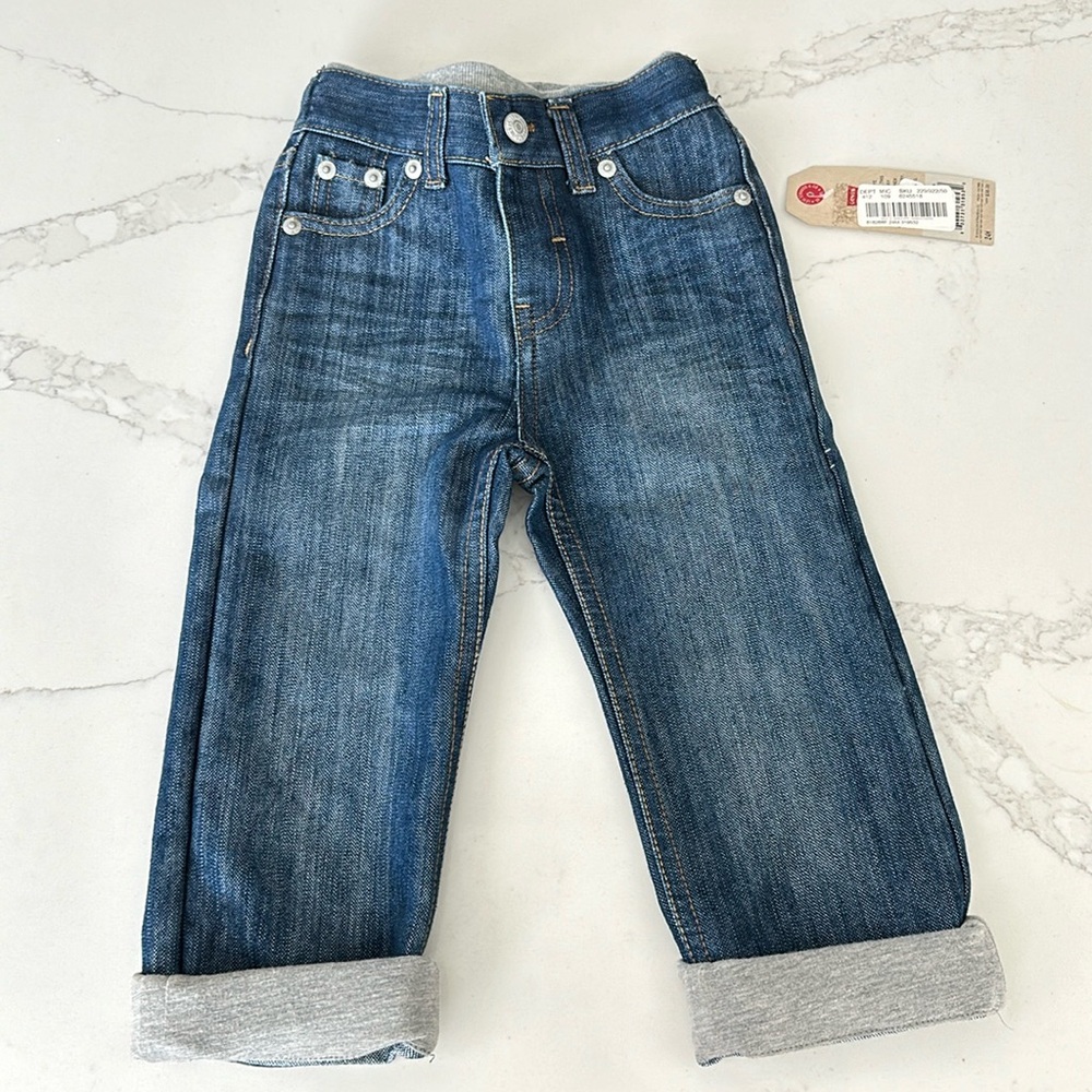 NWT Levi’s jeans 24M